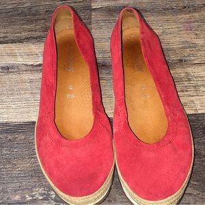 Gabor Comfort Ballet Pumps UK Women’s 6.5   US 8.5 -9 Red Suede Round Toe EUC